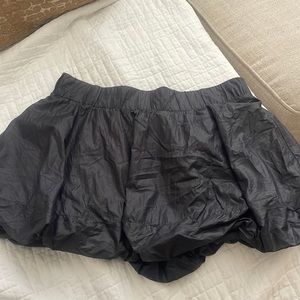 Gap workout skirt